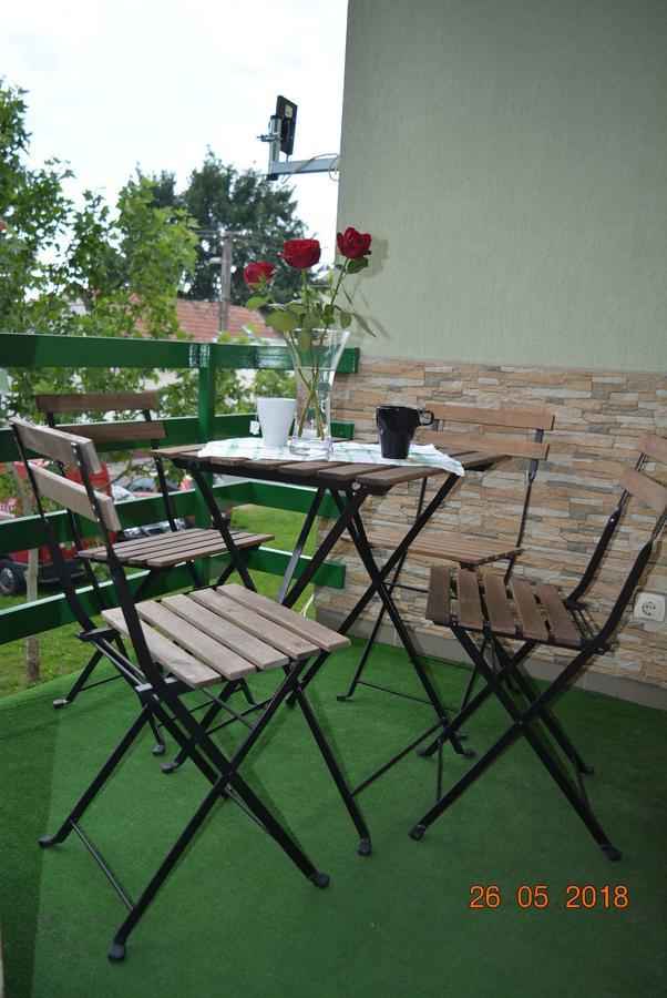 Berettyo Central Apartment Berettyóújfalu Bagian luar foto